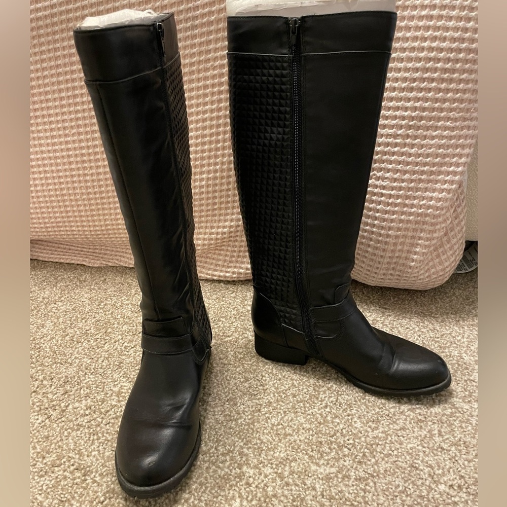 Steve Madden Black Boots